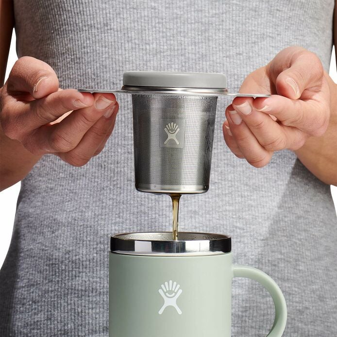 tea-infuser-u0 drif035-tea-infuser-birch-hb-pour_1.jpg