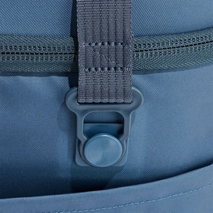 carryouttm-soft-cooler-30-l-b0 250815_hydro_cooler_details_14854_2_5.jpg