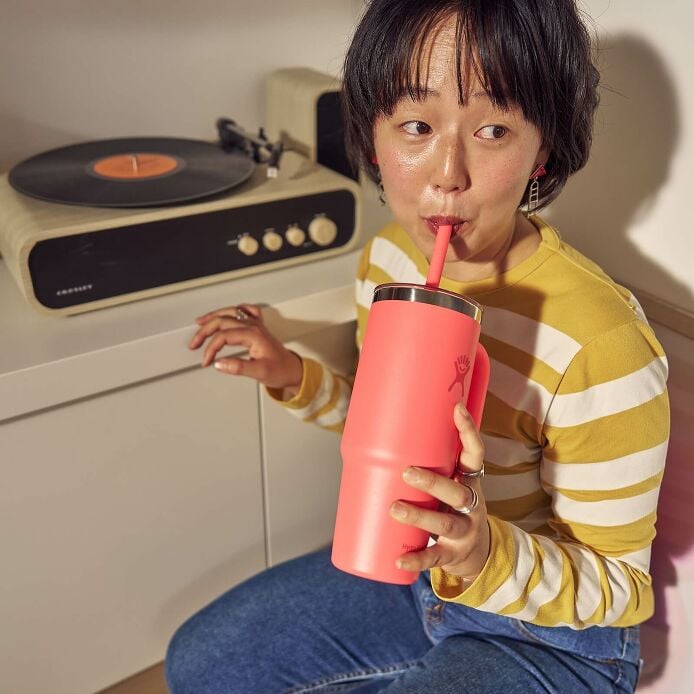 24-oz-travel-tumbler-k8 hf_s26_mcinnis_2487.jpg