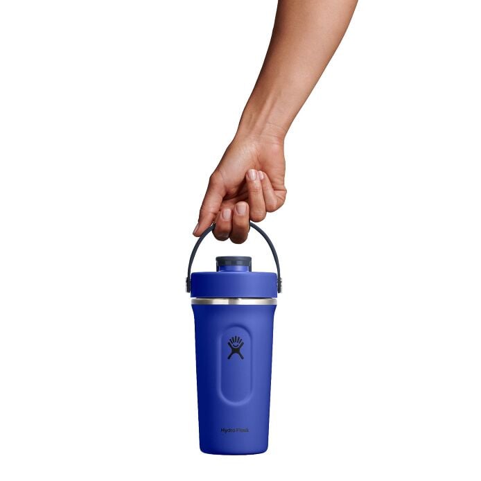 24-oz-insulated-shaker-bottle-c5 mxc24382_24_oz_insulated_shaker_bottle_capri_blue_hb.jpg