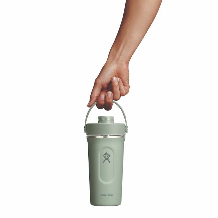 gym-bundle-j5 mxcc24374_24ozinsulatedshakerbottle_agave_hb_1.jpg
